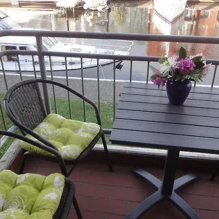 Ferienwohnung-hafenblick-ueckermuende-stettiner-haff-ostsee * Ueckermunde
